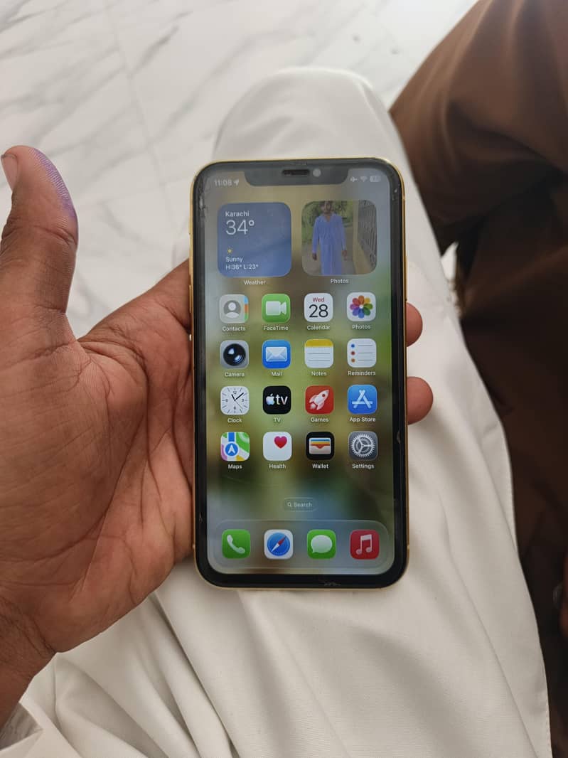 Apple iPhone 11 2