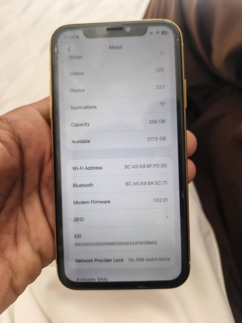 Apple iPhone 11 6