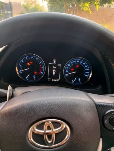 Toyota Corolla Altis 2017