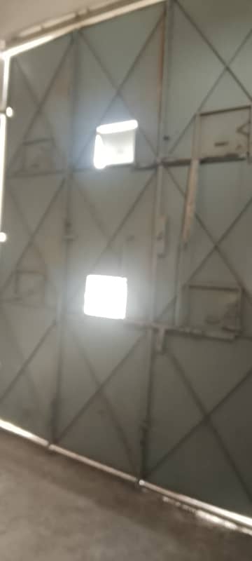 Factory For Rent 27