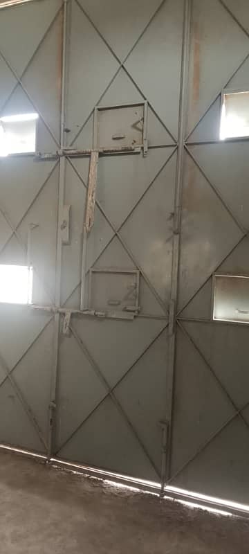 Factory For Rent 28