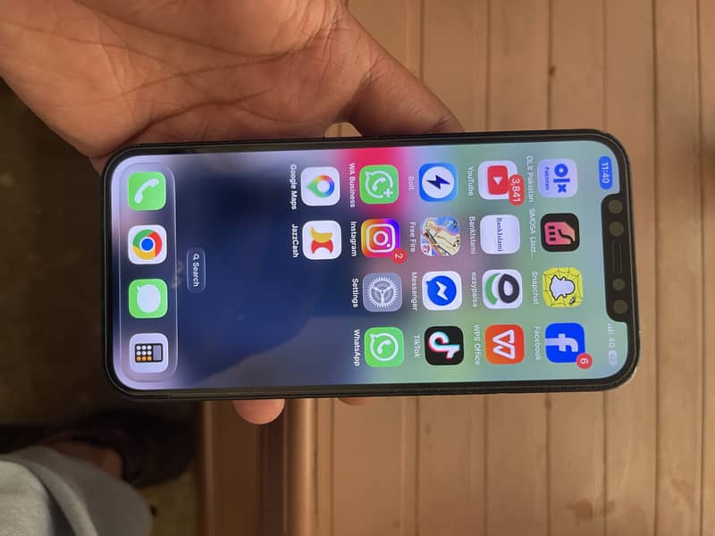 Apple iPhone 12 0