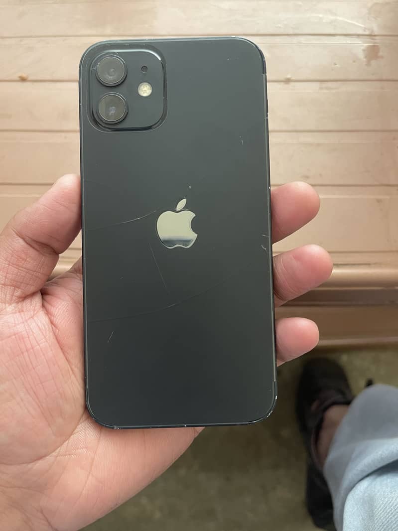 Apple iPhone 12 1