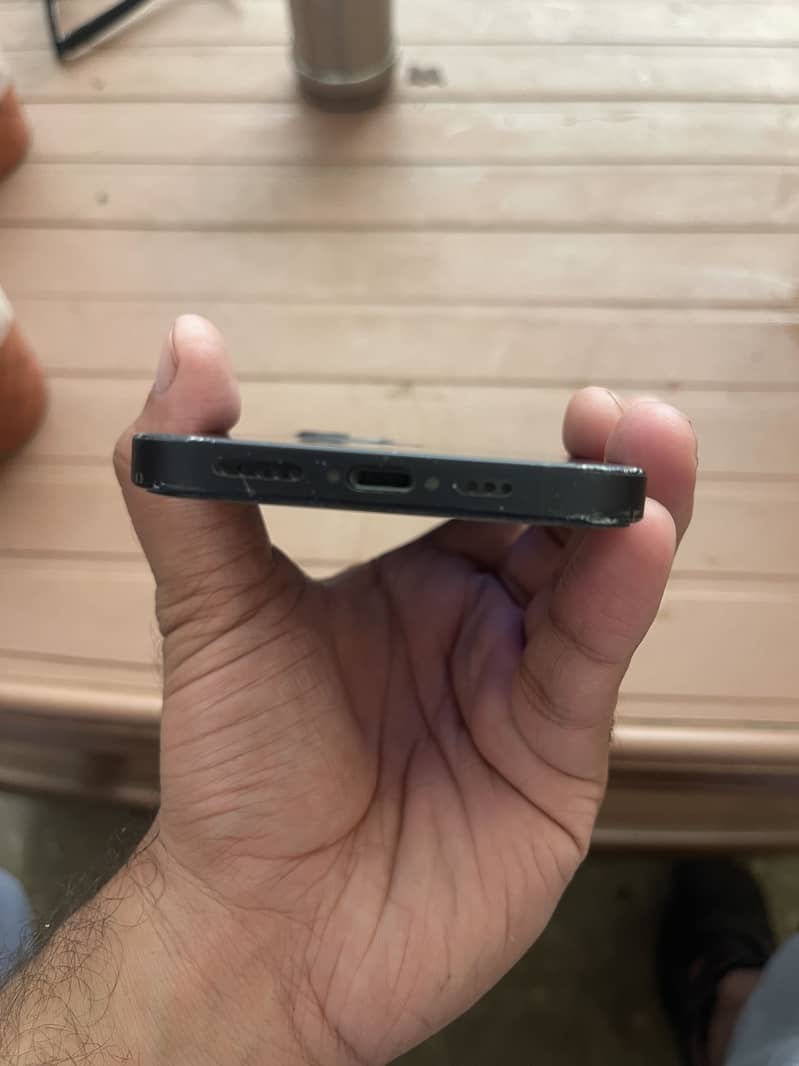 Apple iPhone 12 2