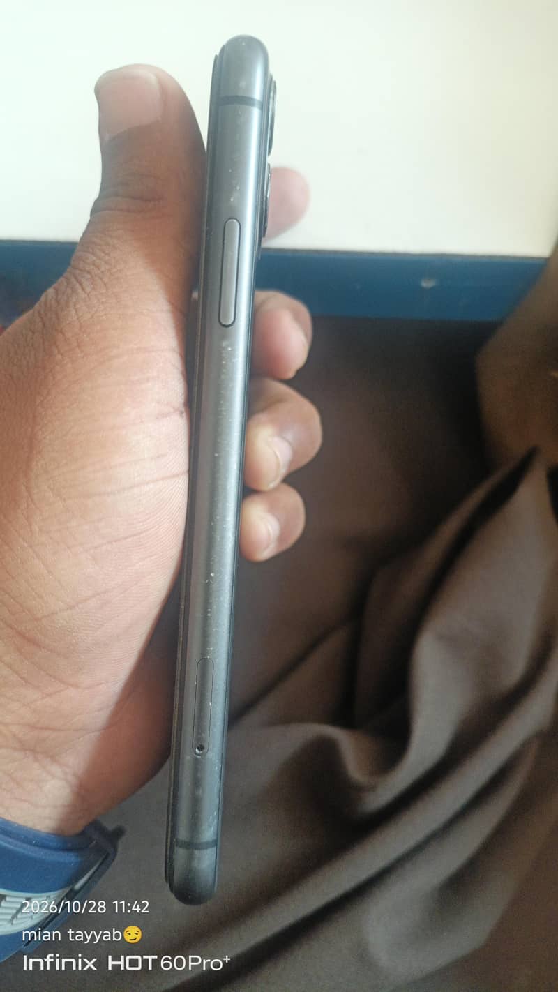 Apple iPhone 11 1