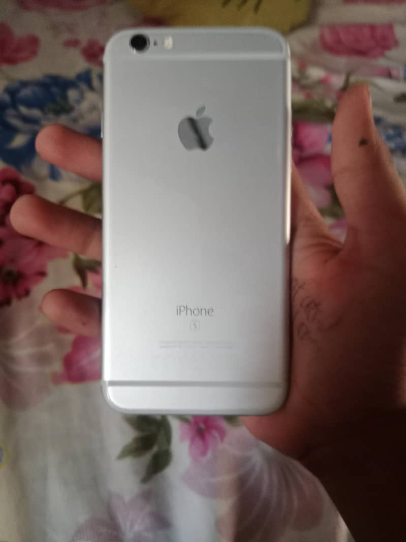 Apple iPhone 6S 1