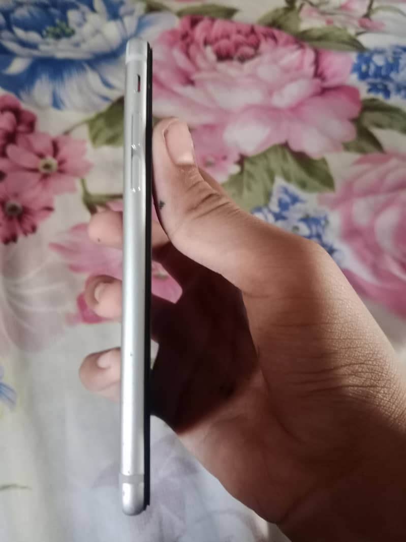 Apple iPhone 6S 2