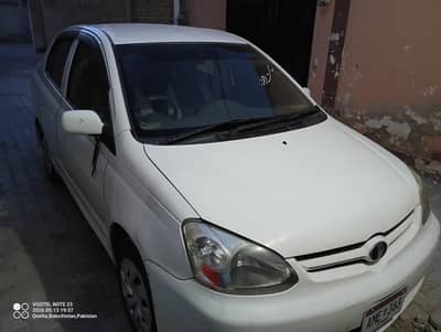 Toyota Platz 2002