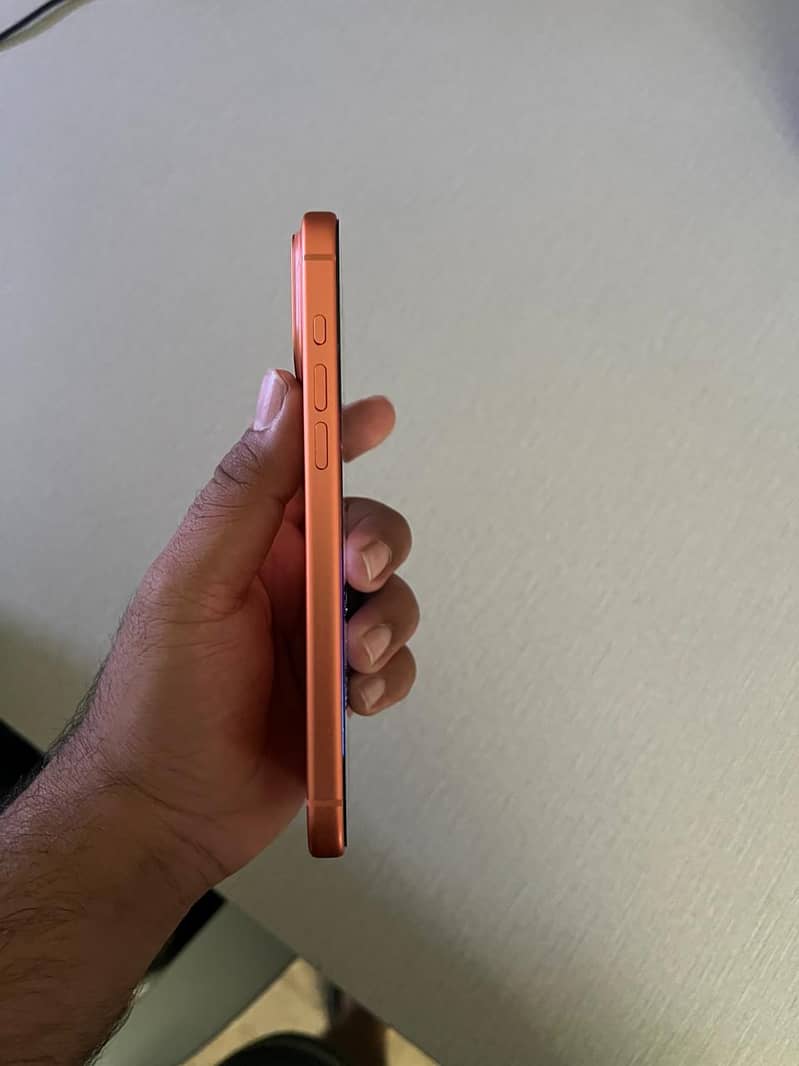 iphone 17 Pro Max 3