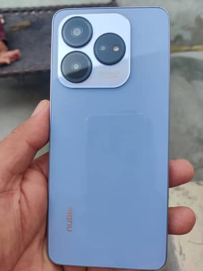 Zte Nubia V60 design