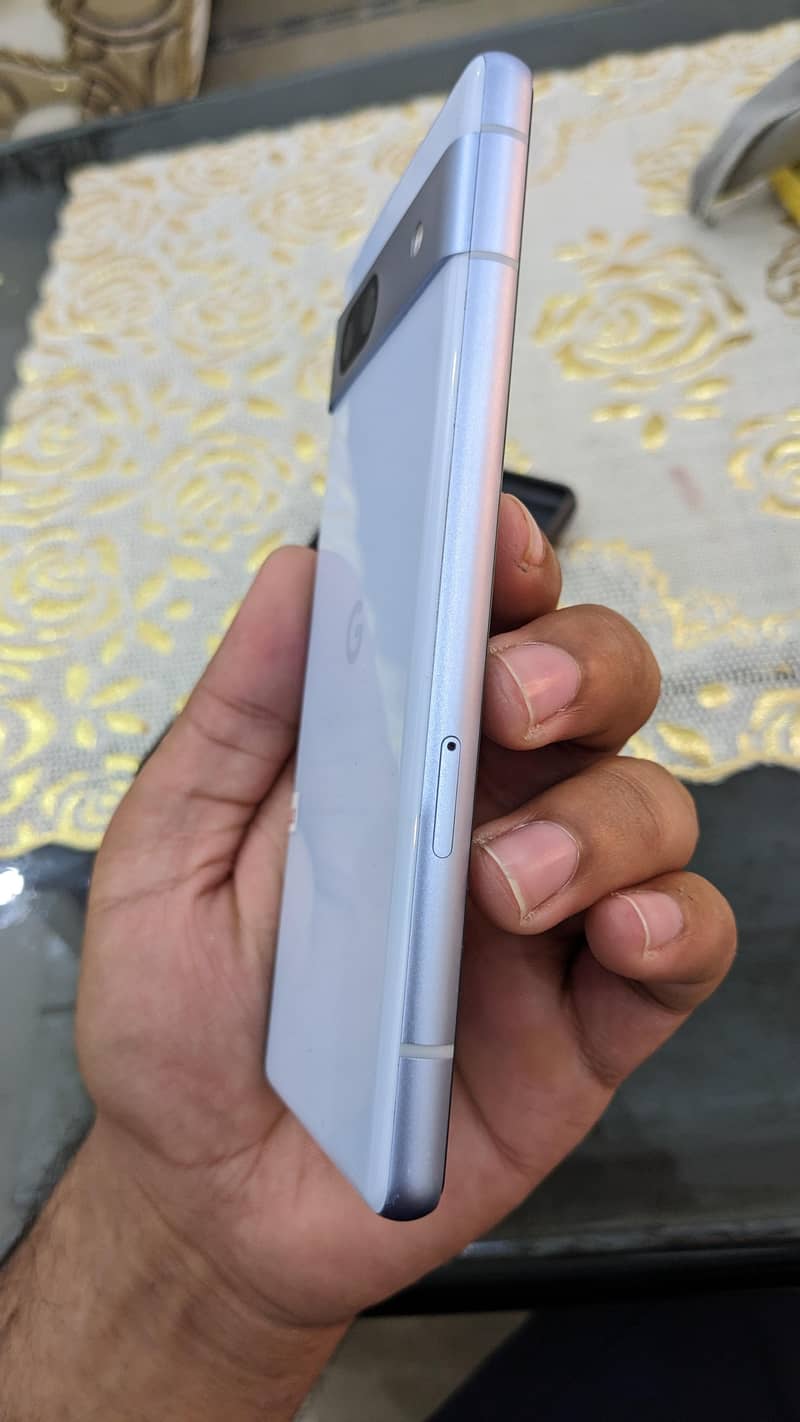 Google Pixel 7a 4