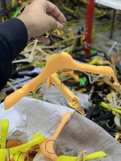 Kids Plastic Clothes Hangers – Wholesale Lot for Sale