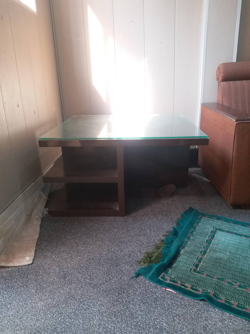 TV lounge table 1