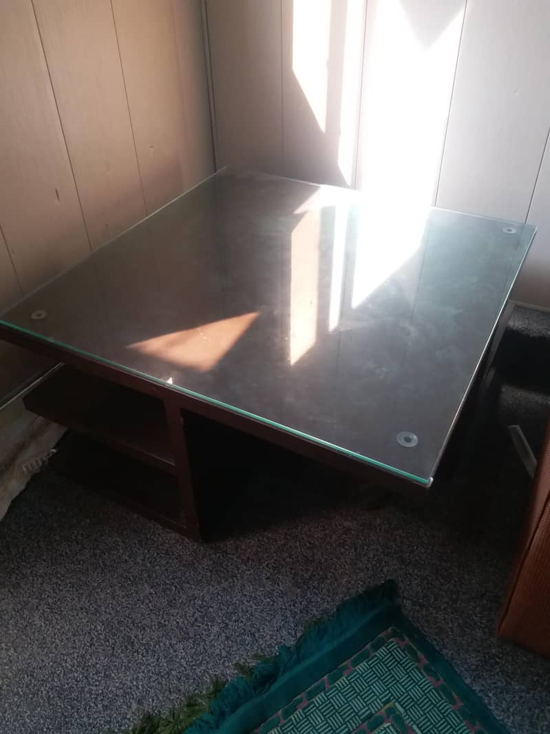 TV lounge table 2