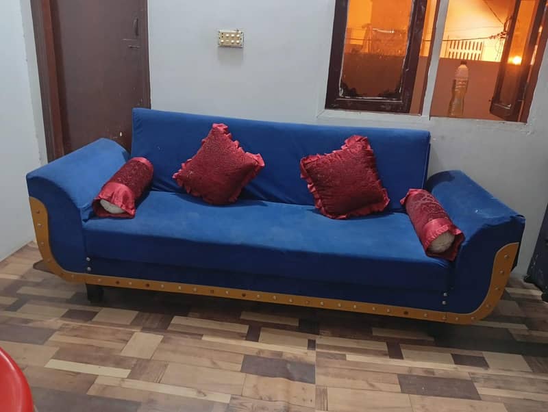 sofa cum 5