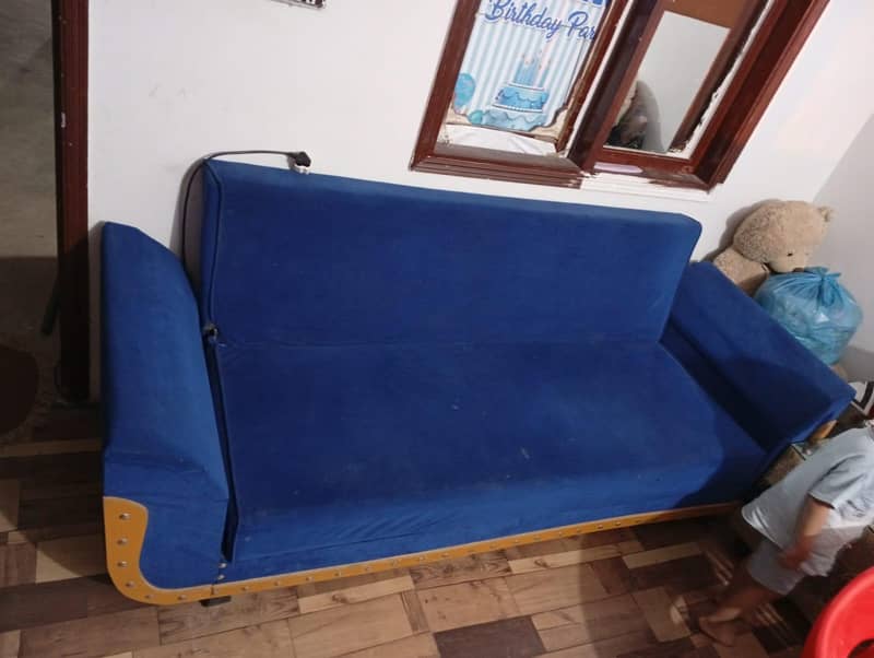sofa cum 6