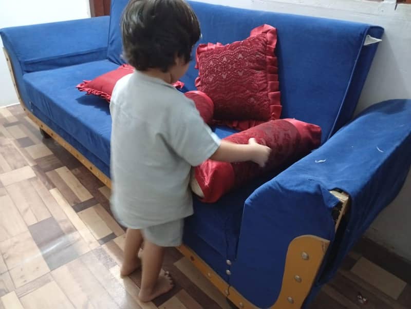 sofa cum 14