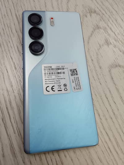 Tecno CAMON 40