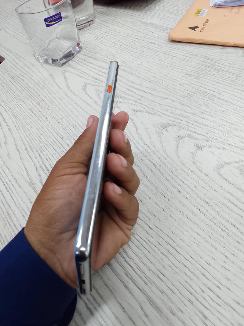 Tecno CAMON 40 5