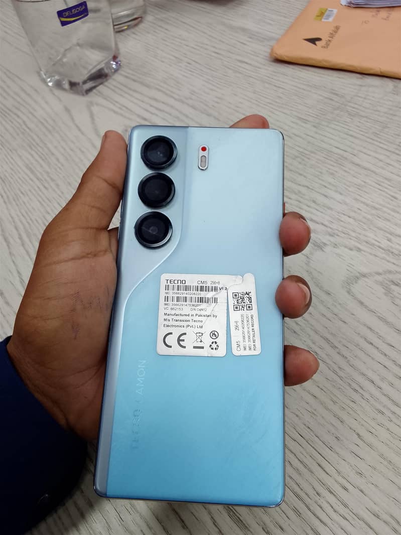 Tecno CAMON 40 8