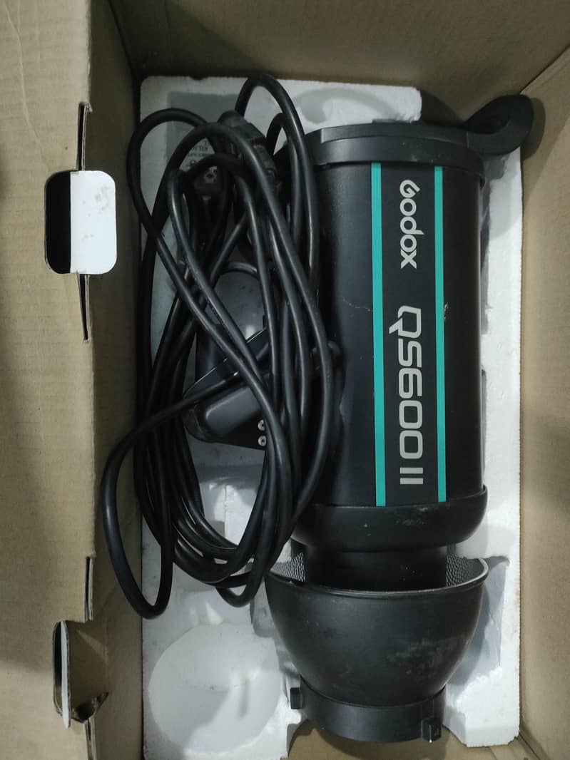 Godex studio flashlight 3