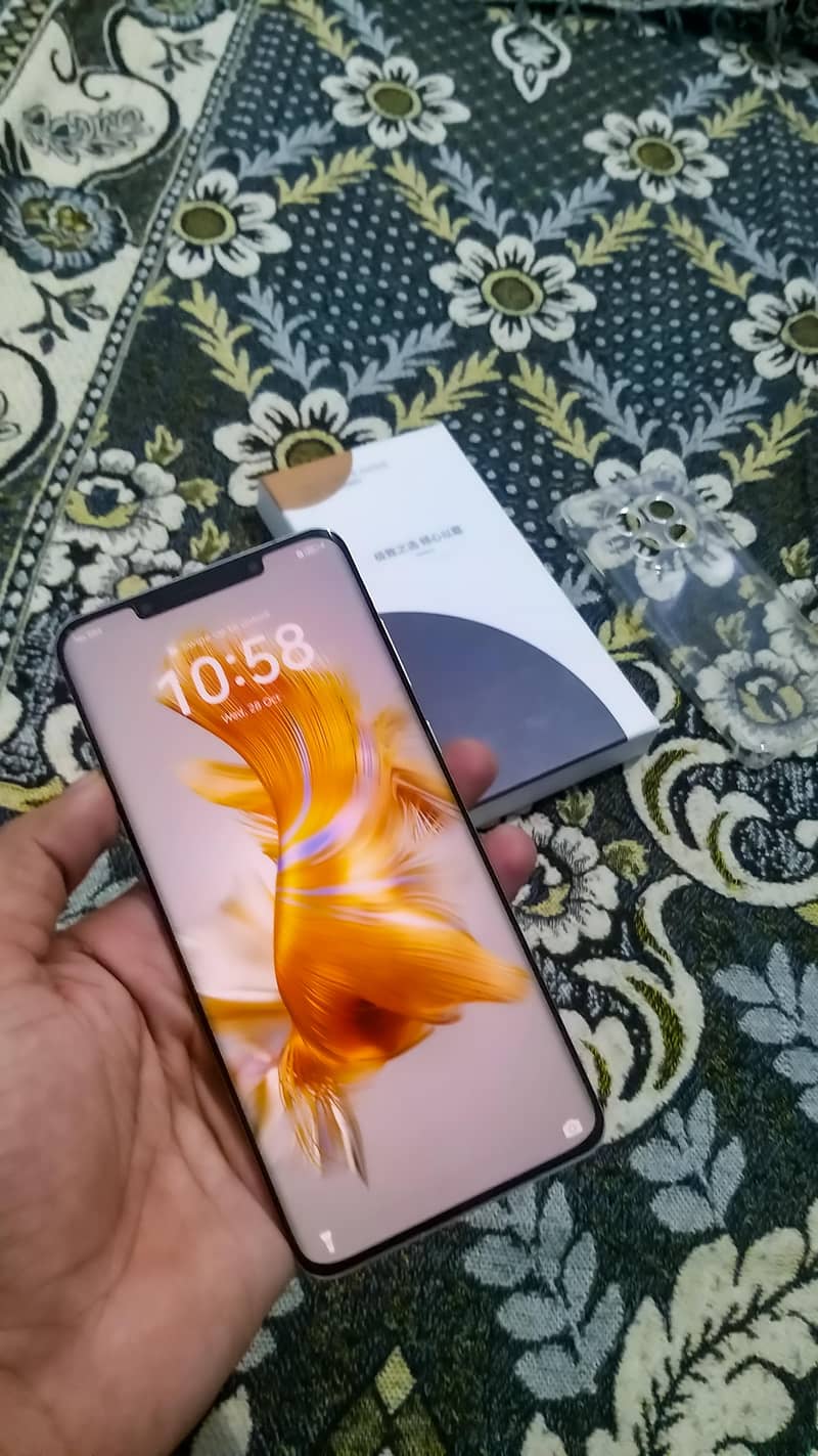 Huawei Mate 50 pro 1