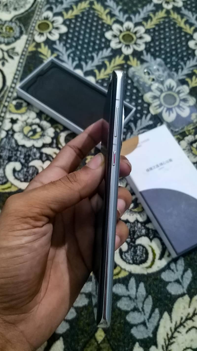 Huawei Mate 50 pro 11