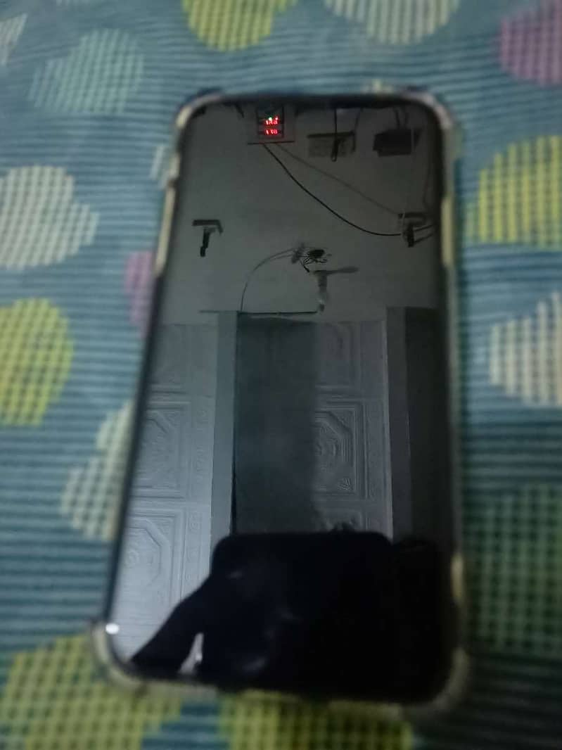 Apple iPhone XS 5