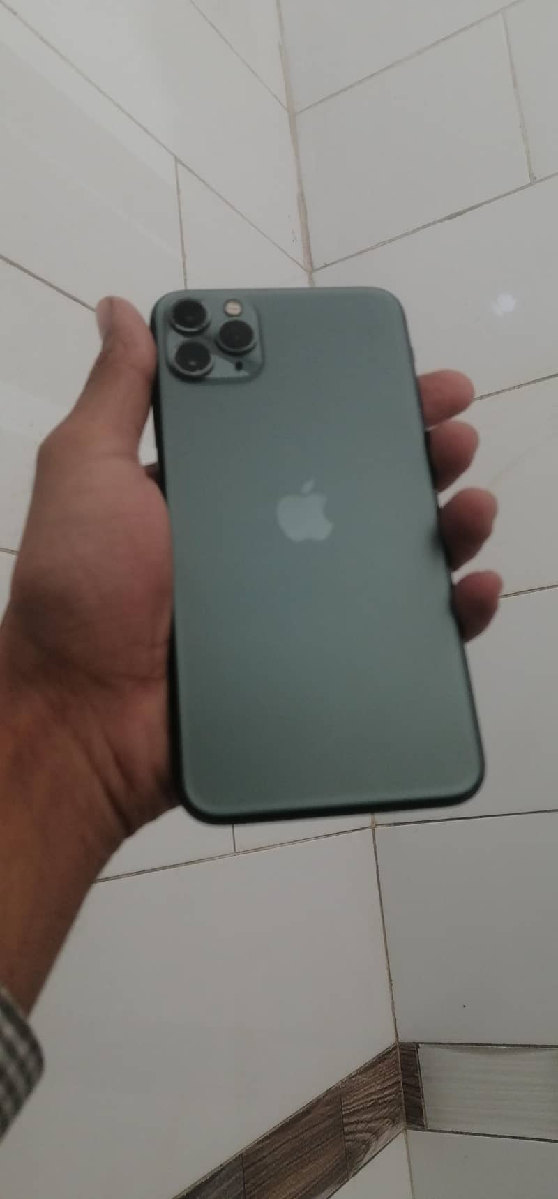 Apple iPhone 11 Pro Max 6