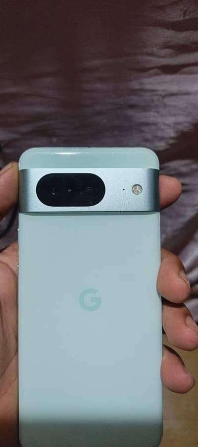 Google Pixel 8