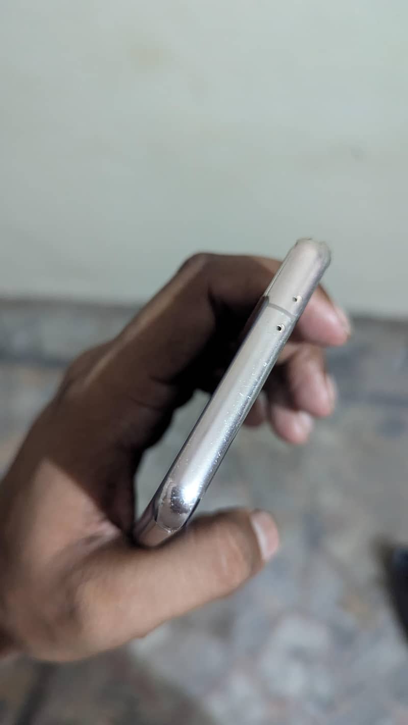 Samsung Mobile S21 Plus 5