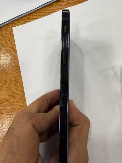 Apple iPhone 12 Pro