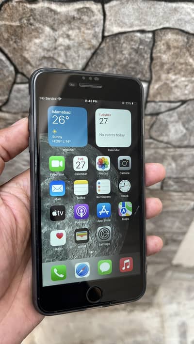 iphone 8 plus 64Gb, non-Pta, 87 battery health