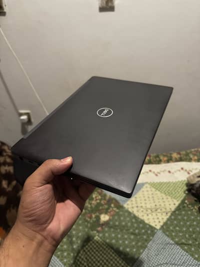 DeLL 256GB SSD 8GB Ram All ok Best battery Time