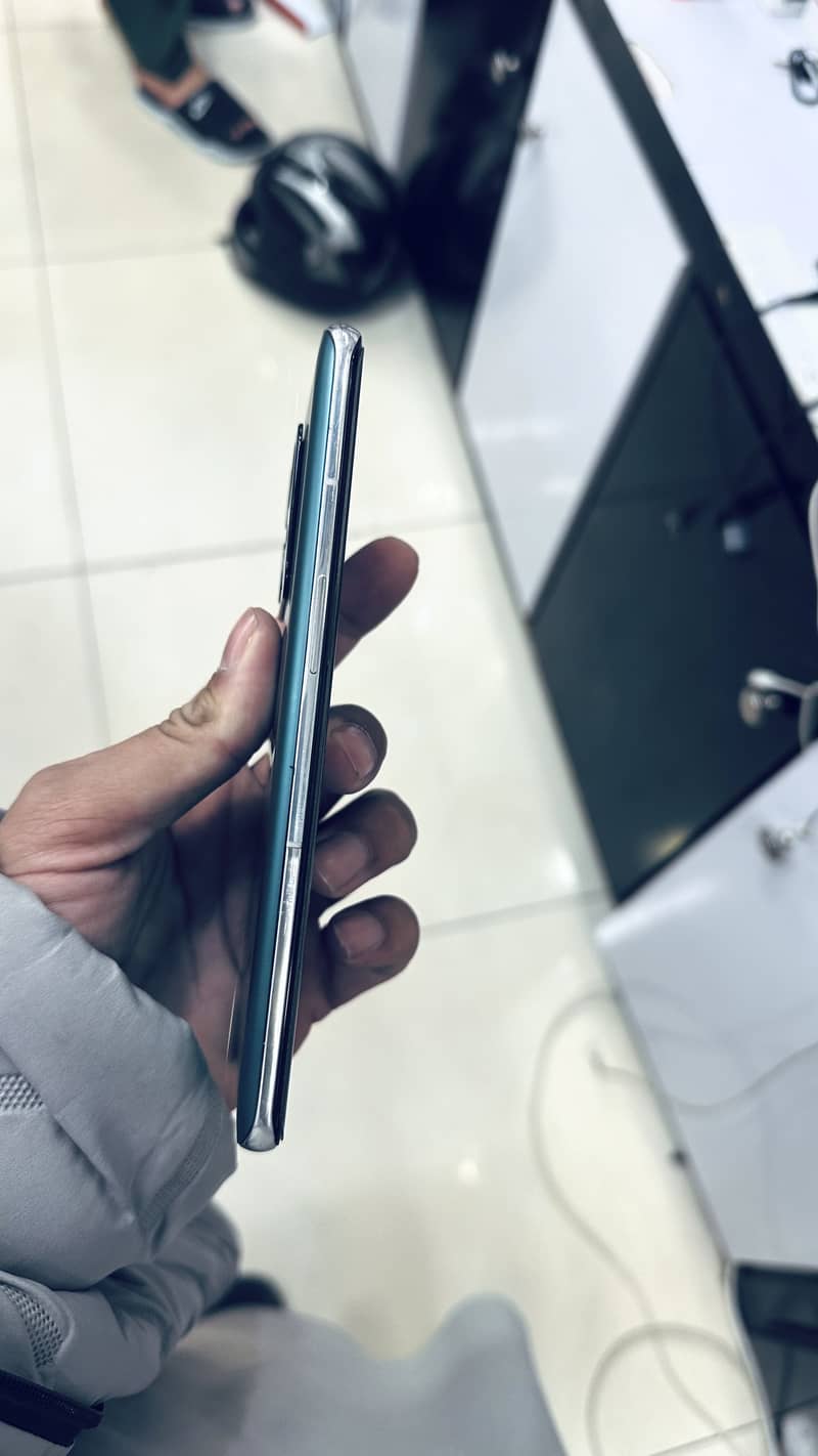 One + 10 pro 4