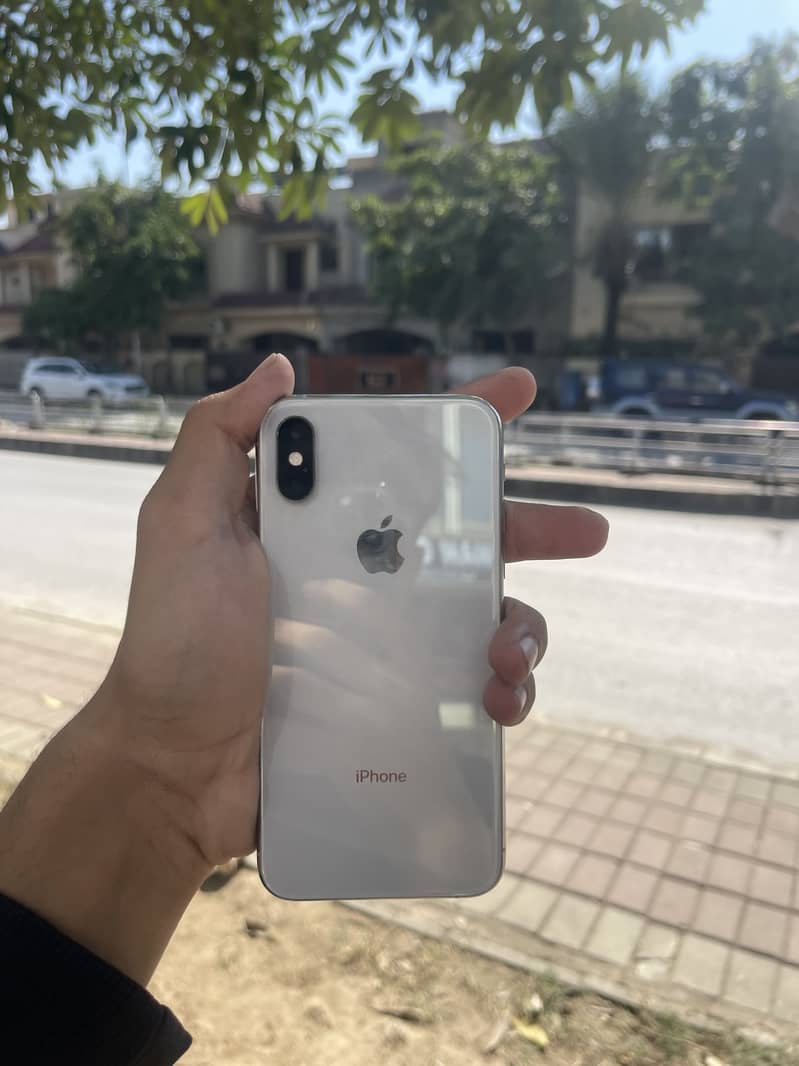 Apple iPhone XS 0