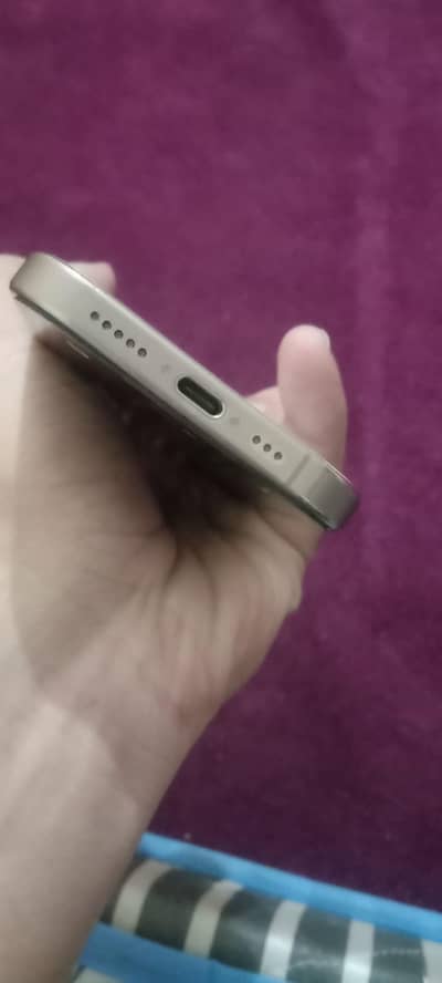 Apple iPhone 16 Pro