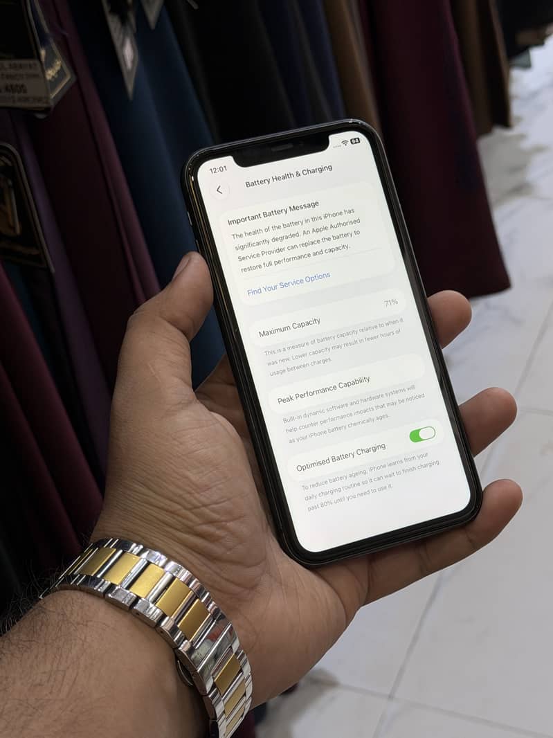 Apple iPhone 11 5