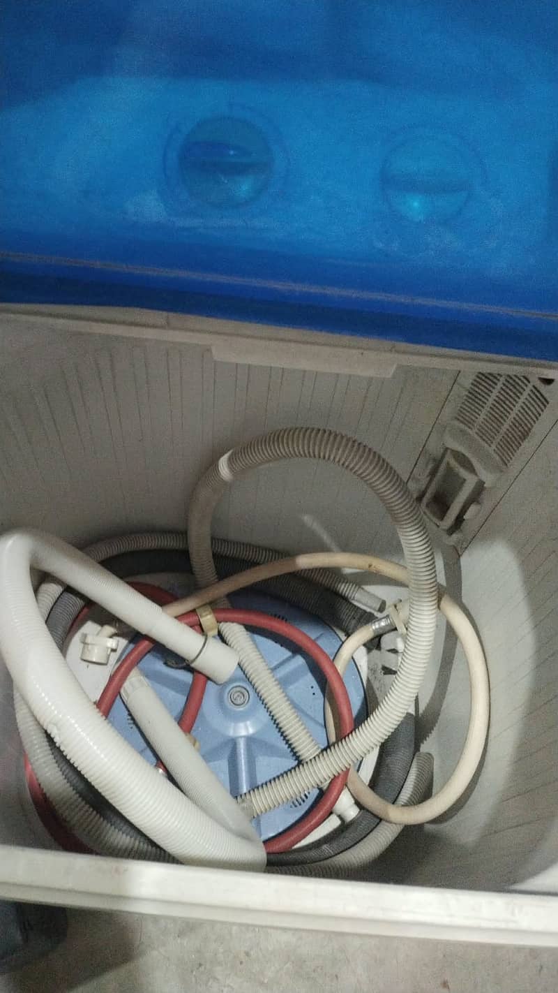 Dawlance washing machine 1