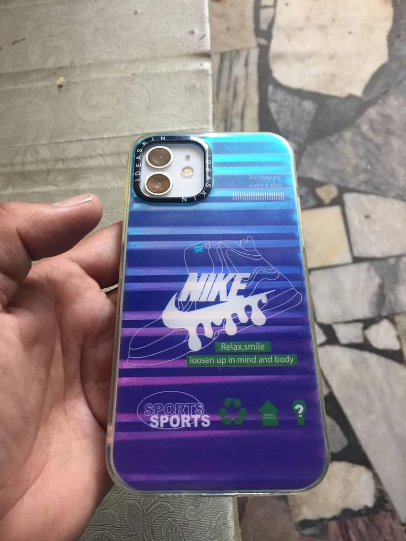 Apple iPhone 12 7