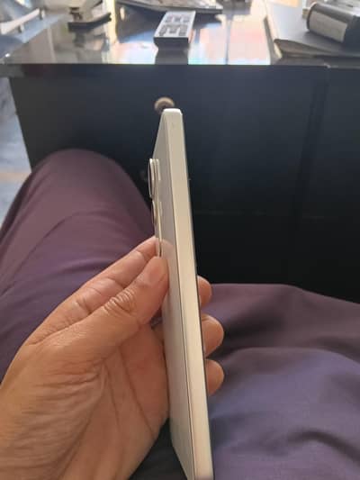 Vivo Y400