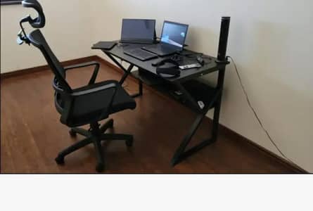Gaming table or office table