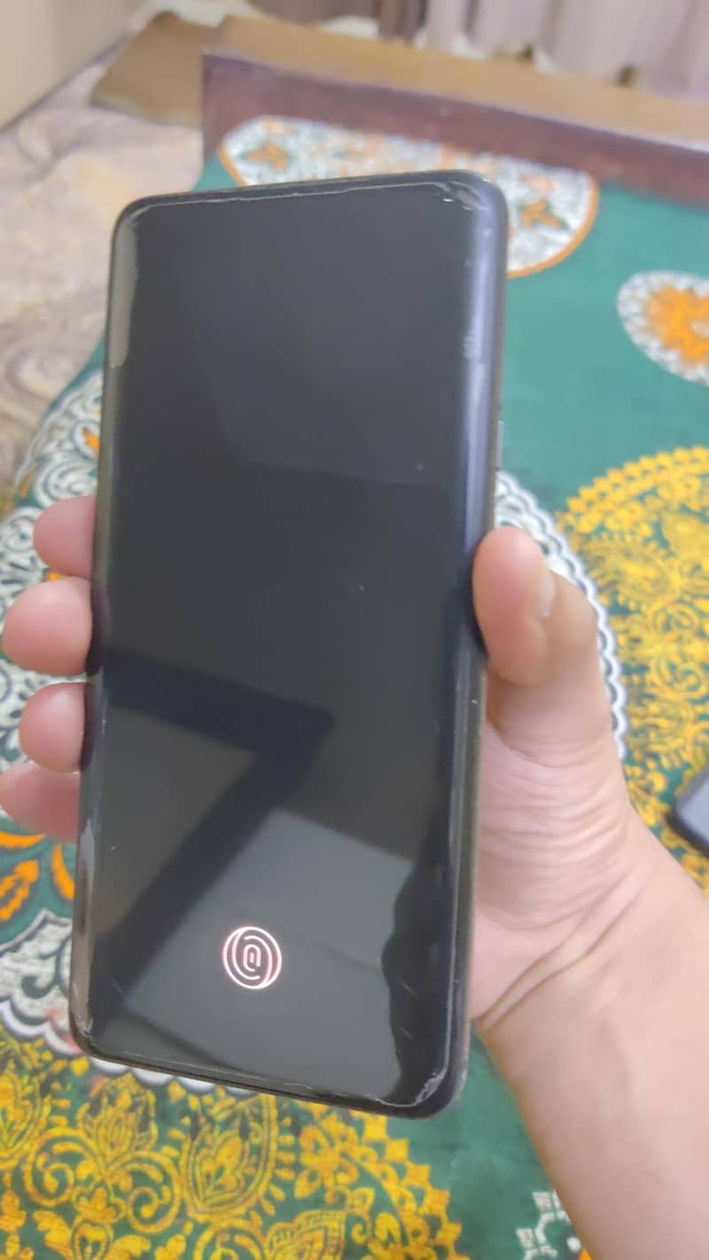 One Plus 7 Pro 8/256 6