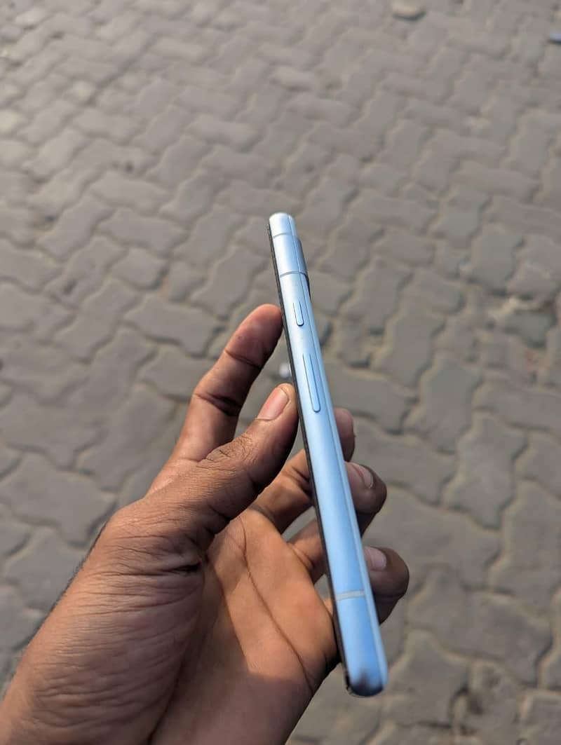 Google Pixel 7a 3