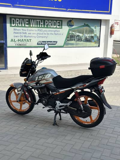Honda cb 150f Special Edition