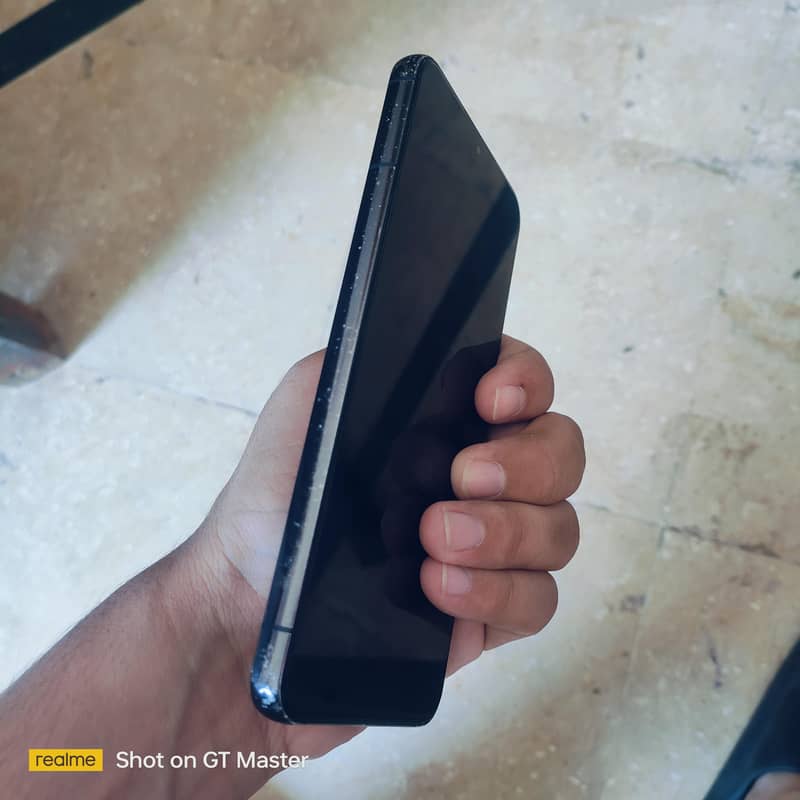 Samsung Mobile S22 Plus 2