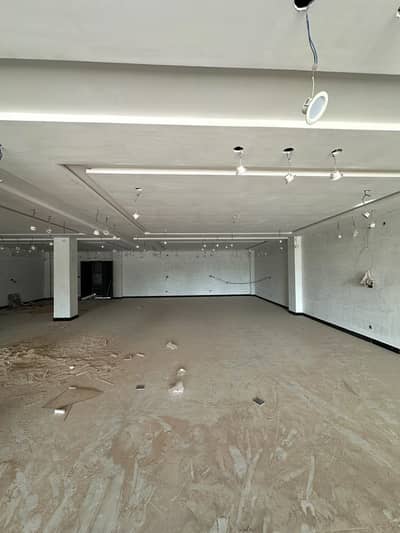 1 Kanal Commercial Hall for Rent in Lahore | Ideal for Brands, Showrooms & Outlets