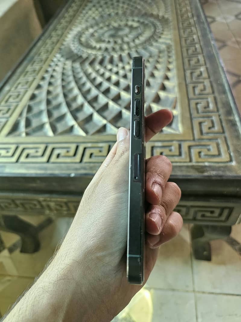 Apple iPhone 13 Pro 5