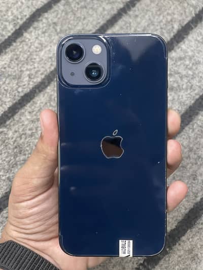 Apple iPhone 13