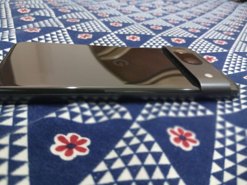 Google Pixel 8 2